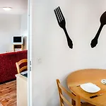 Les Marquises Aparthotel *