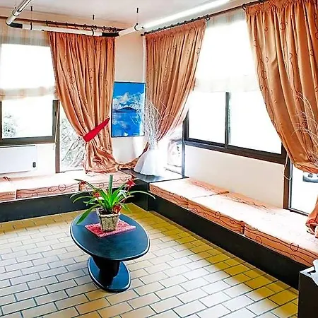 Les Marquises Aparthotel